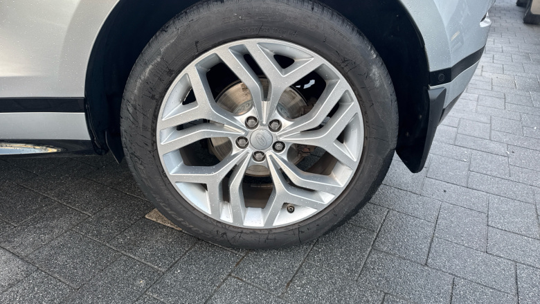 Land Rover Range Rover Evoque 2.0 D180 R-Dynamic SE 5dr Auto Diesel Hatchback